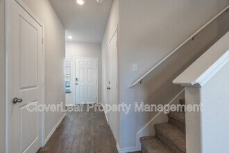 466 Orion Dr in New Braunfels, TX - Building Photo - Building Photo