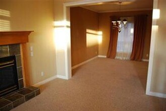 1710 N Mansfield Way in Eagle, ID - Building Photo - Building Photo