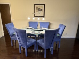 1860 Mount Royal Dr NE in Atlanta, GA - Building Photo