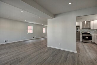 450 Jefferson Ave in Staten Island, NY - Building Photo - Building Photo