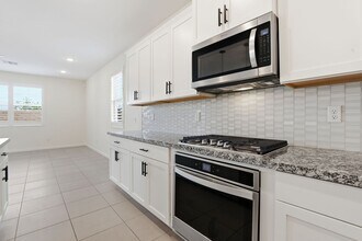 22568 E Rosa Rd in Queen Creek, AZ - Building Photo - Building Photo