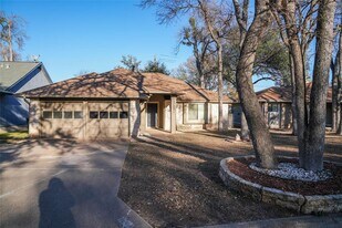 13123 Mill Stone Dr in Austin, TX - Building Photo