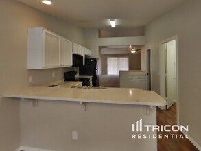 8517 W Lewis Ave in Phoenix, AZ - Building Photo - Building Photo