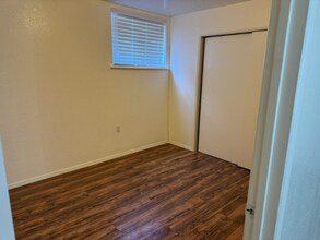 311 1/2 W Cypress Ave in Lompoc, CA - Building Photo - Building Photo