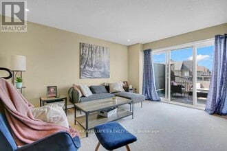 506 Silvertip Ln in Ottawa, ON - Building Photo - Building Photo