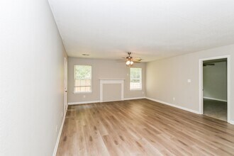 4606 Northwood Hills Dr in Memphis, TN - Building Photo - Building Photo