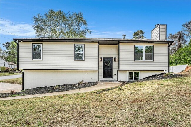 218 Trickum Hills Ln in Woodstock, GA - Building Photo - Building Photo