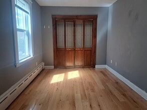 46 Princeton St, Unit #1 in Boston, MA - Foto de edificio - Building Photo