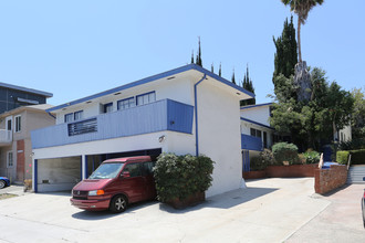 2121 S Beverly Glen Blvd in Los Angeles, CA - Building Photo - Primary Photo