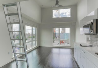 The Stax in Seattle, WA - Foto de edificio - Building Photo