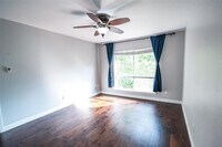 2238 S Piney Point Rd photo'