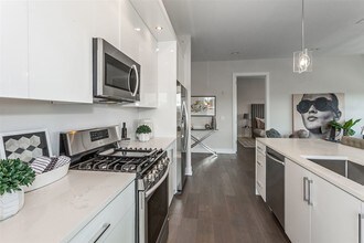 119 Peter St-Unit -501 in Union City, NJ - Building Photo - Building Photo