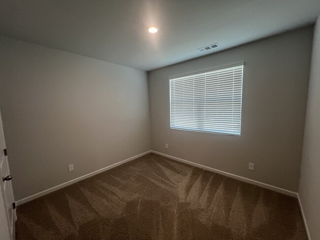 110 Hartmann Crossing Dr in Lebanon, TN - Building Photo - Building Photo