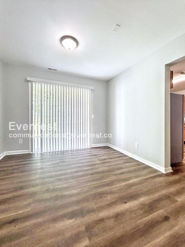 5731 Laborde Ave in Charlotte, NC - Building Photo - Building Photo