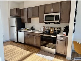 957 Tremont St, Unit R1 in Boston, MA - Building Photo