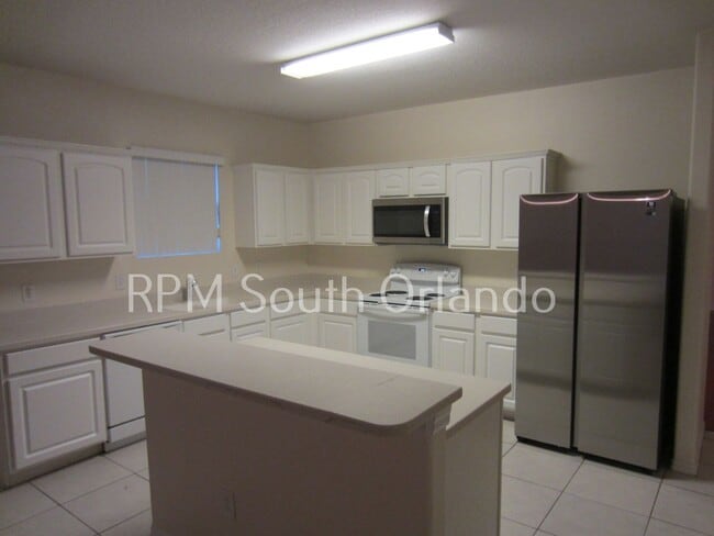 115 Sahalli Ct in Davenport, FL - Building Photo - Building Photo