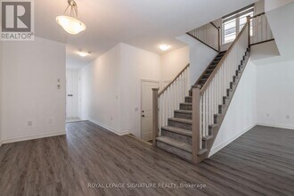 5 Sassafras Rd in Springwater, ON - Building Photo - Building Photo