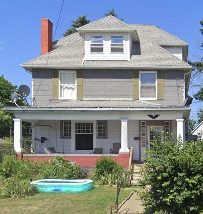 1427 Shorb Ave NW in Canton, OH - Building Photo - Building Photo