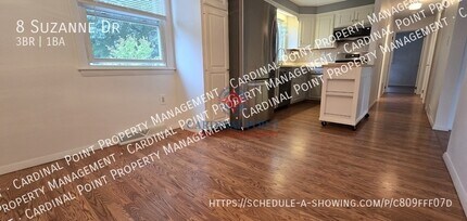 8 Suzanne Dr in Portsmouth, NH - Building Photo - Building Photo
