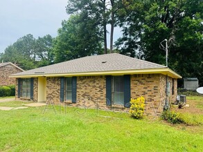 4107 Beardsley Dr in Montgomery, AL - Building Photo - Building Photo