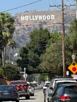 2222 N Beachwood Dr, Unit 412 in Los Angeles, CA - Building Photo