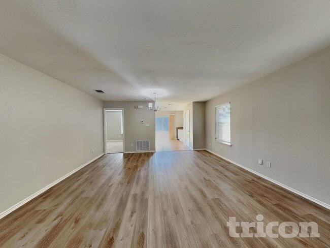 2726 Candle Ridge Dr in San Antonio, TX - Building Photo - Building Photo