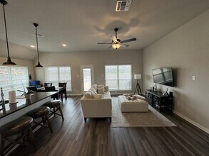 8314 Stonehollow in Temple, TX - Building Photo - Building Photo