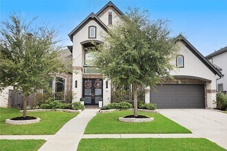 5006 Bent Tree Dr in Fulshear, TX - Building Photo - Building Photo