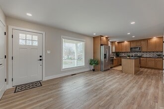 911 Mayfair Dr in Boonville, IN - Building Photo - Building Photo