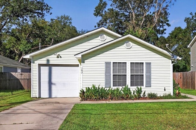 182 Tafflinger Rd in Crawfordville, FL - Building Photo - Building Photo