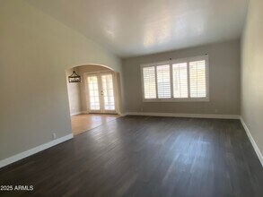 6438 W Mountain View Rd in Glendale, AZ - Building Photo - Building Photo