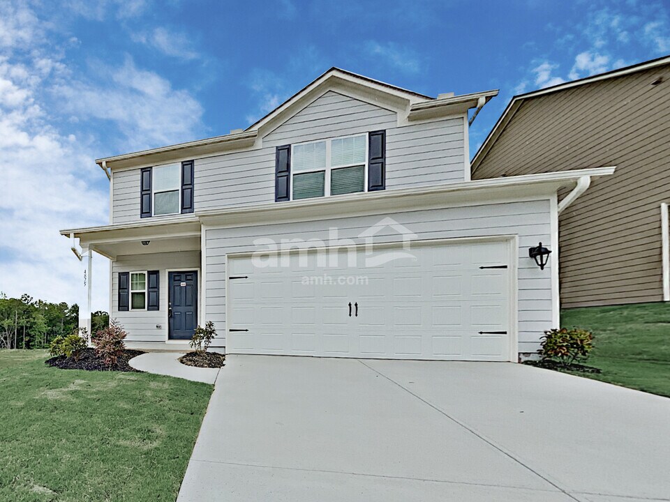 4875 Bridle Path in Douglasville, GA - Building Photo