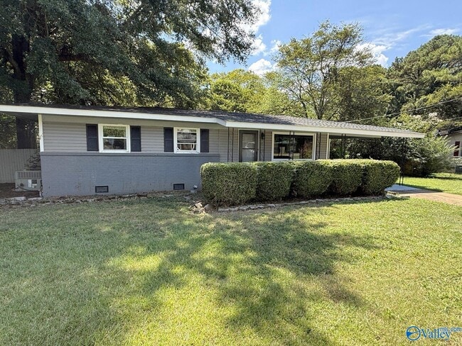 8119 Old Madison Pike in Madison, AL - Building Photo - Building Photo
