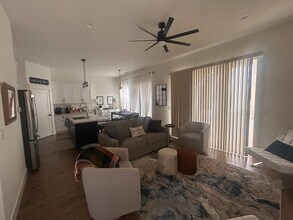 307 Talons Dr in Eagle Point, OR - Building Photo - Building Photo