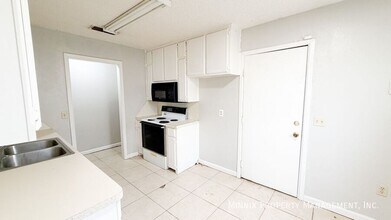 6212 22nd St in Lubbock, TX - Building Photo - Building Photo