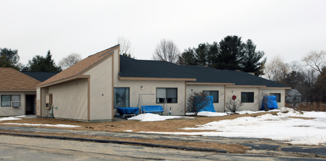 Lisbon Village Apartments in Lisbon, ME - Building Photo - Building Photo