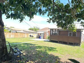4421 Broadway St in Lake Worth Beach, FL - Building Photo - Building Photo