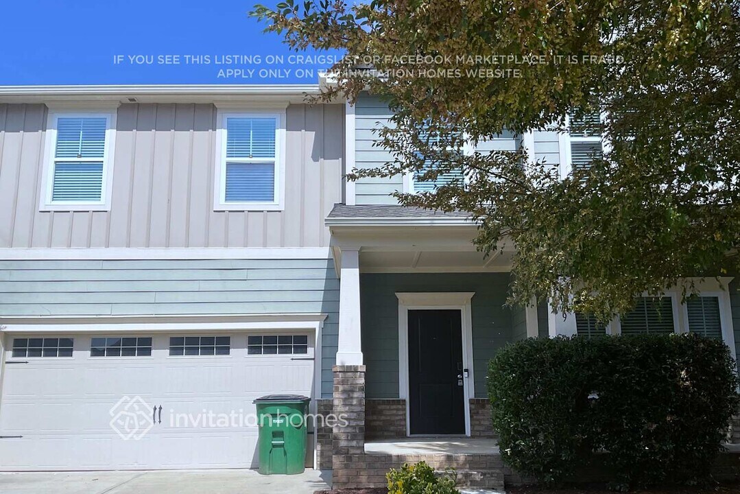 5069 Stonehill Ln in Matthews, NC - Building Photo