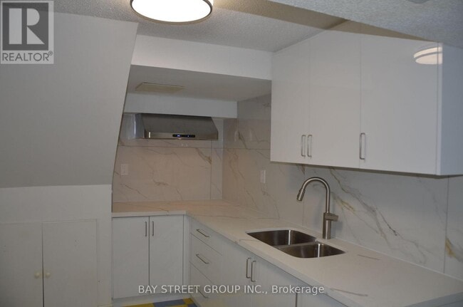 283 Port Royal Trail in Toronto, ON - Building Photo - Building Photo