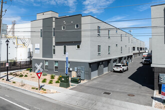 Central Heights Townhomes in Salt Lake City, UT - Building Photo - Building Photo