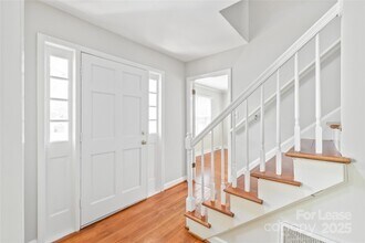 5001 Vescova Ct in Charlotte, NC - Building Photo - Building Photo