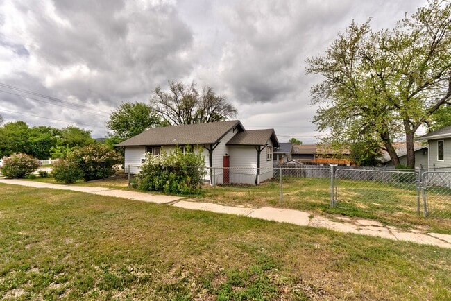 820 4th St in Rapid City, SD - Building Photo - Building Photo