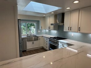 1113 Silver Oak Ct in San Jose, CA - Building Photo - Building Photo