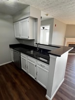8941 Town Center Cir in Upper Marlboro, MD - Building Photo