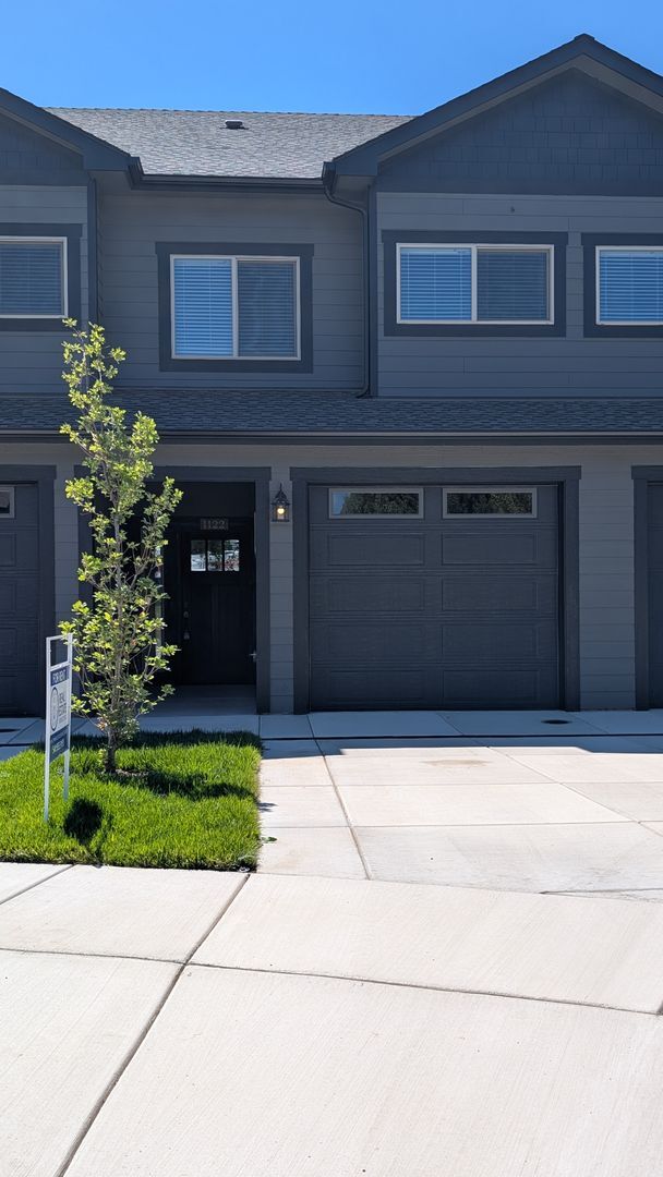 property at 1122 SE Catherine Way