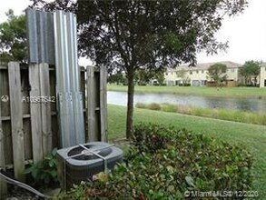 1627 SE 31st Ct-Unit -1627 in Homestead, FL - Building Photo - Building Photo