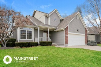 4028 SW Chatham Dr in Lee's Summit, MO - Building Photo - Building Photo