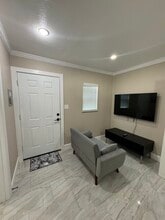 869 Honolulu Woods Ln, Unit 1 bedroom studio in Orlando, FL - Building Photo - Building Photo