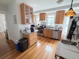 34 Leonard St, Unit 2 in Somerville, MA - Building Photo