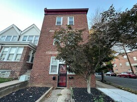 1828 W Eleanor St in Philadelphia, PA - Building Photo